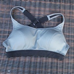 heavy duty sports bra